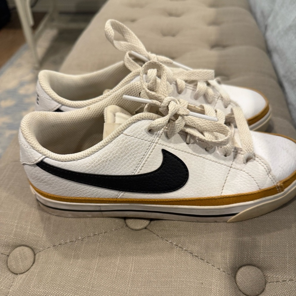 Nike Women's Court Legacy Next Nature Shoes